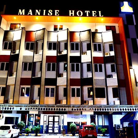 Manise Hotel อัมบอน ภายนอก รูปภาพ