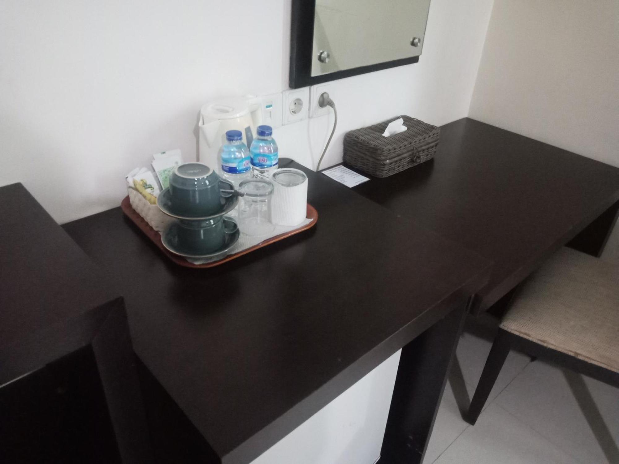 Manise Hotel อัมบอน ภายนอก รูปภาพ