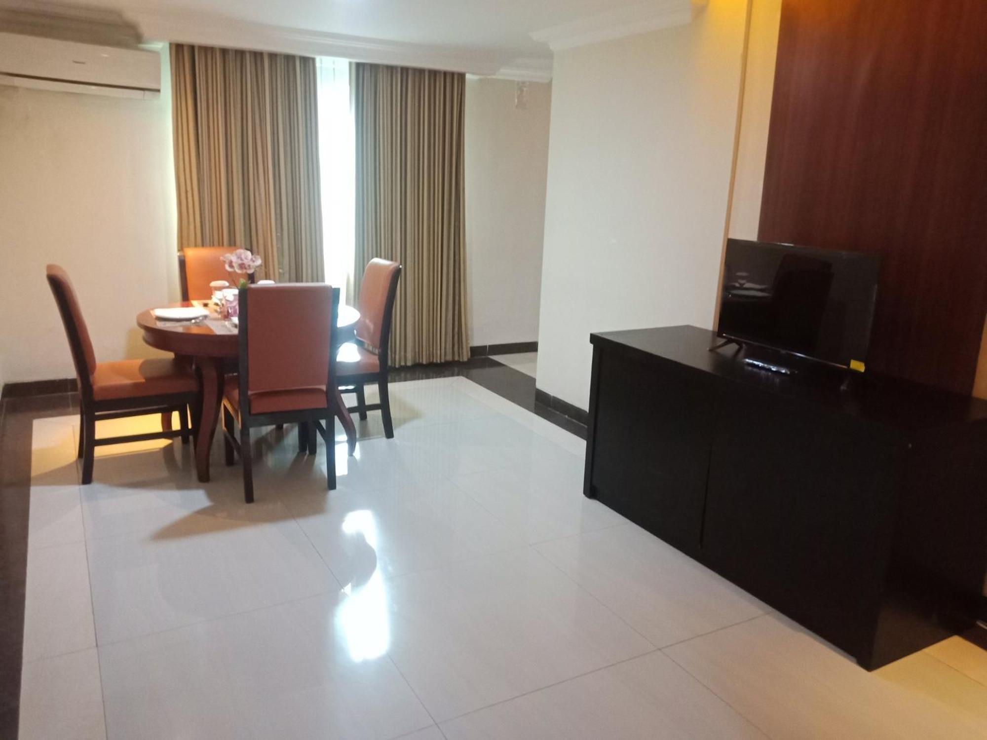 Manise Hotel อัมบอน ภายนอก รูปภาพ