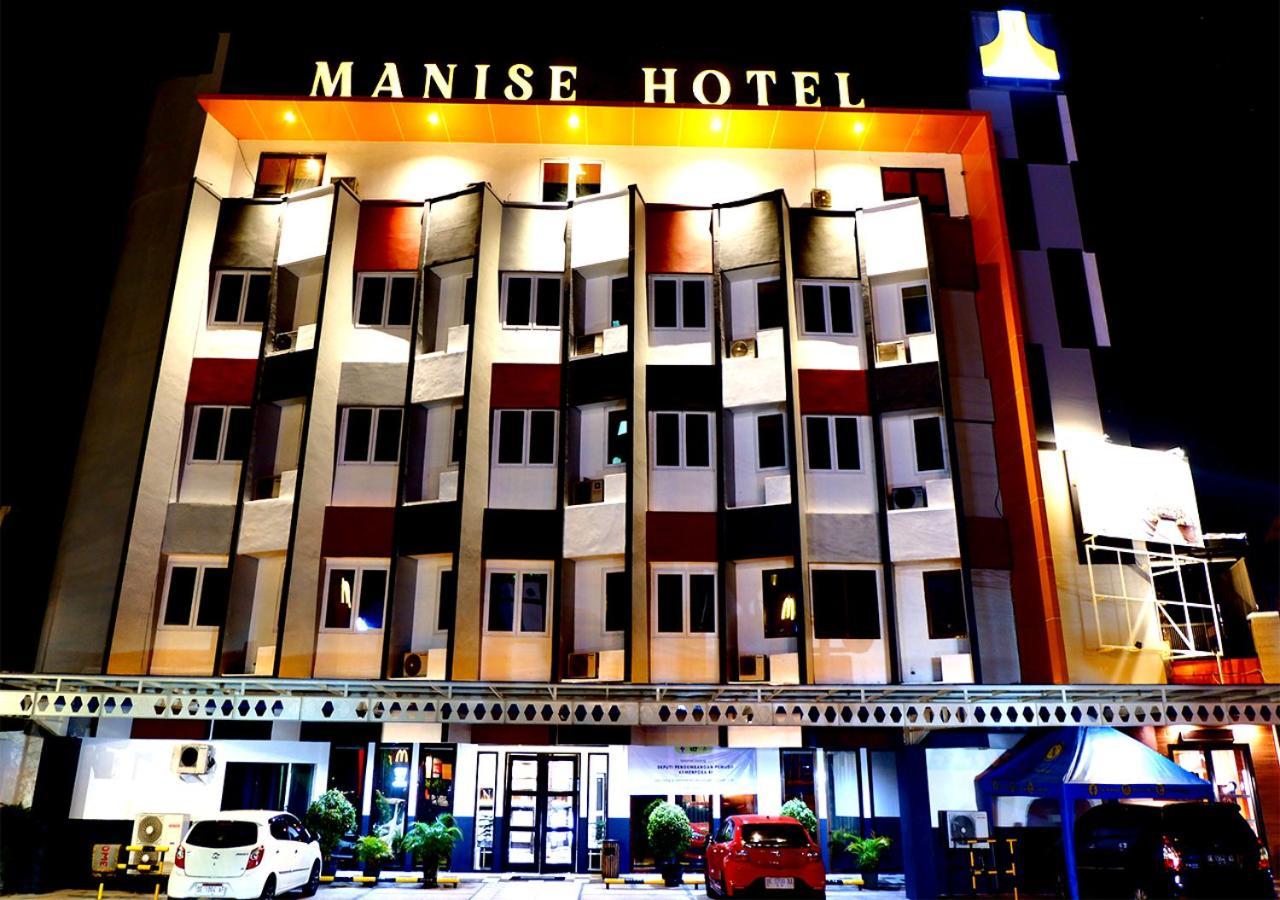 Manise Hotel อัมบอน ภายนอก รูปภาพ